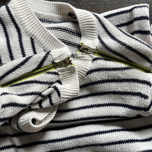 American Eagle Sweater with Zippers - Picture 8 of 12